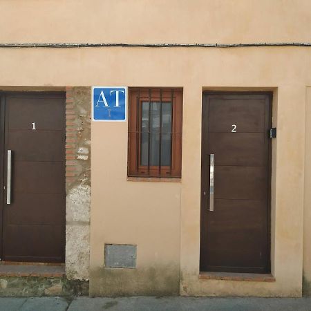 Caleros 8 Estudio - Apartamentos De La Parte Antigua De Caces מראה חיצוני תמונה