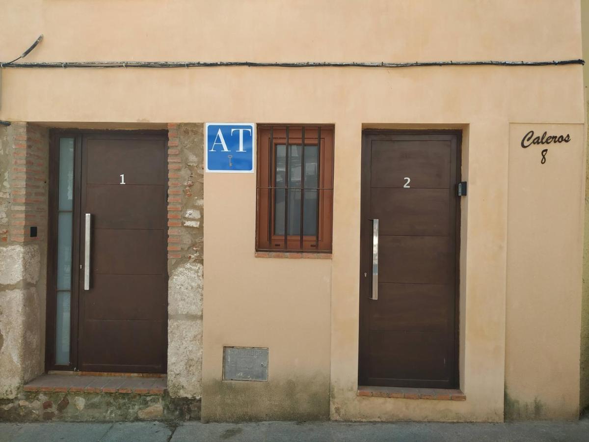 Caleros 8 Estudio - Apartamentos De La Parte Antigua De Caces מראה חיצוני תמונה